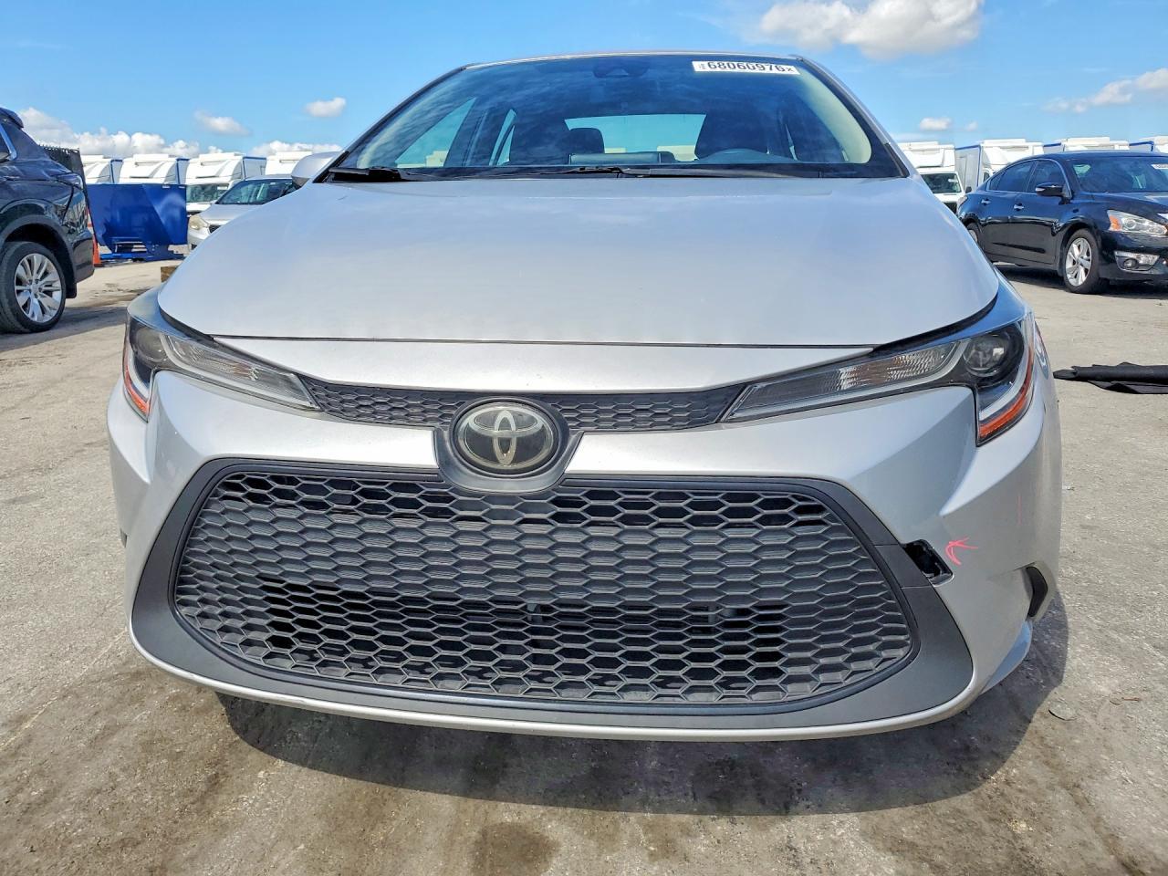 2021 Toyota Corolla Le - Фото 5