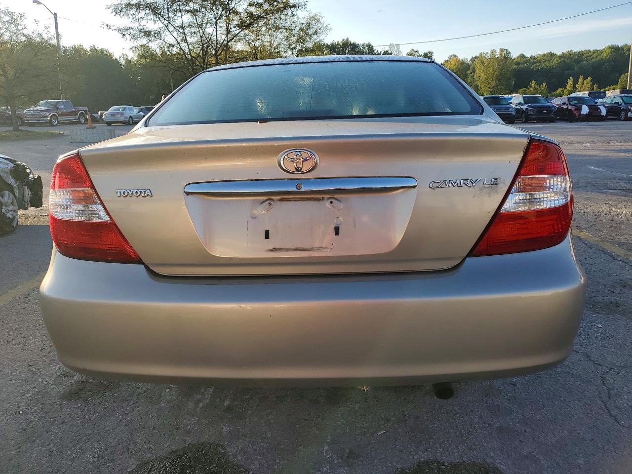 2003 Toyota Camry Le - Фото 6