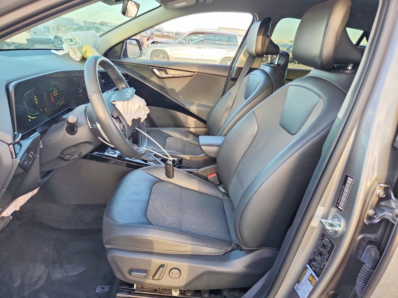 2023 Kia Niro Ex - Image 7