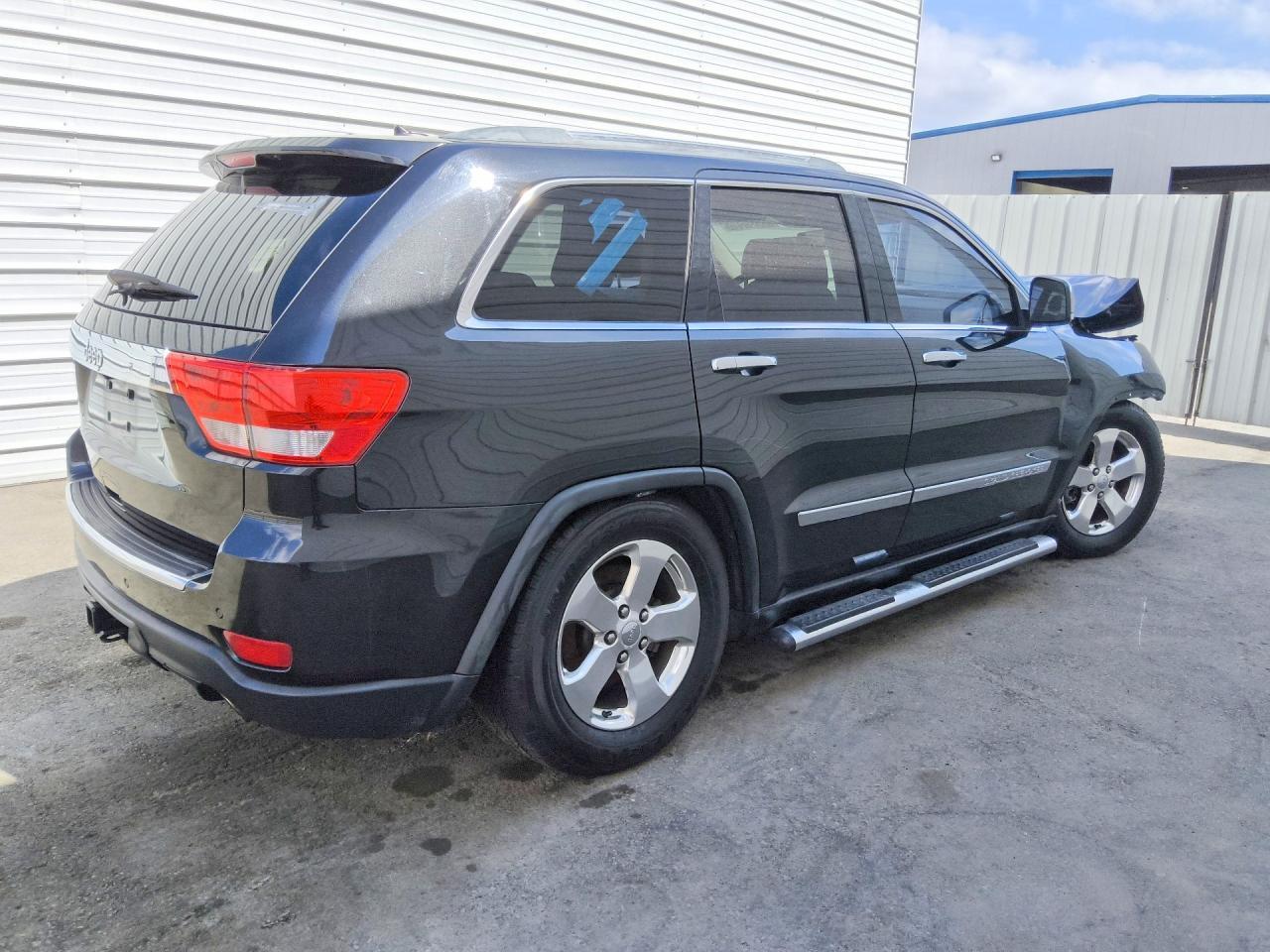 2013 Jeep Grand Cherokee Overland - Фото 3
