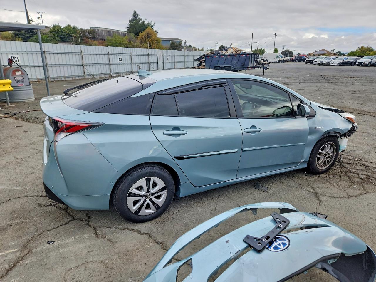 2018 Toyota Prius Four - Image 3