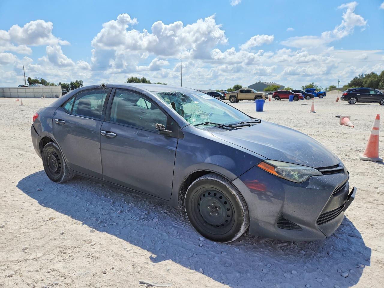 2017 Toyota Corolla Le - Фото 4