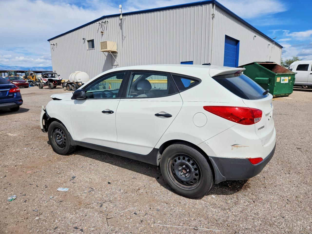 2011 Hyundai Tucson Gl - Image 2