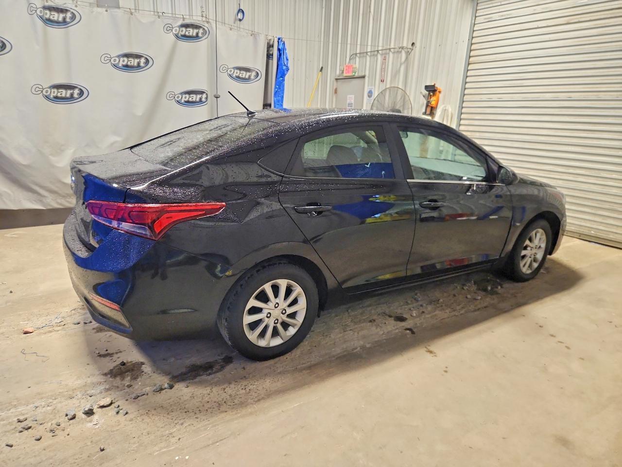 2020 Hyundai Accent Se - Image 3