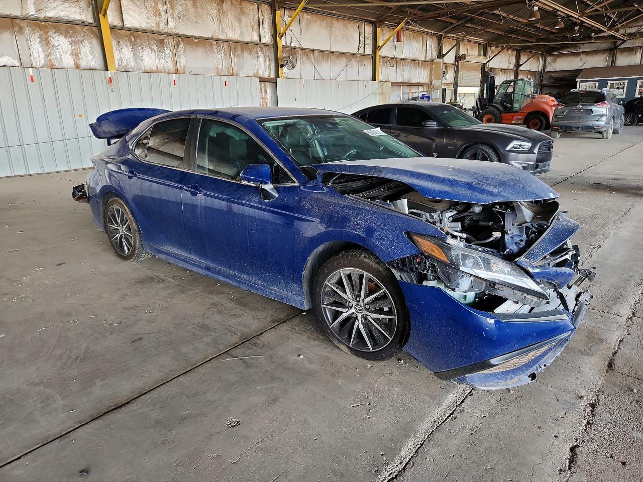 2023 Toyota Camry Se - Image 4