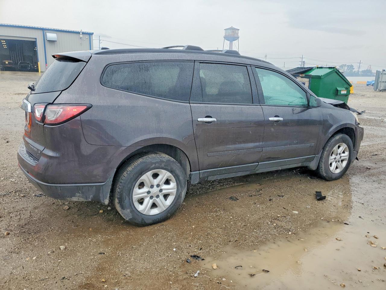 2014 Chevrolet Traverse Ls - Image 3