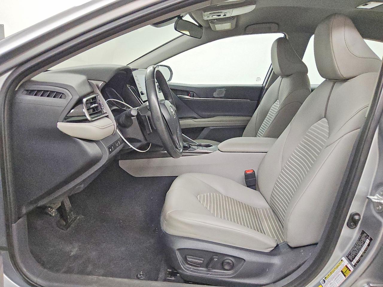 2024 Toyota Camry Se - Фото 7