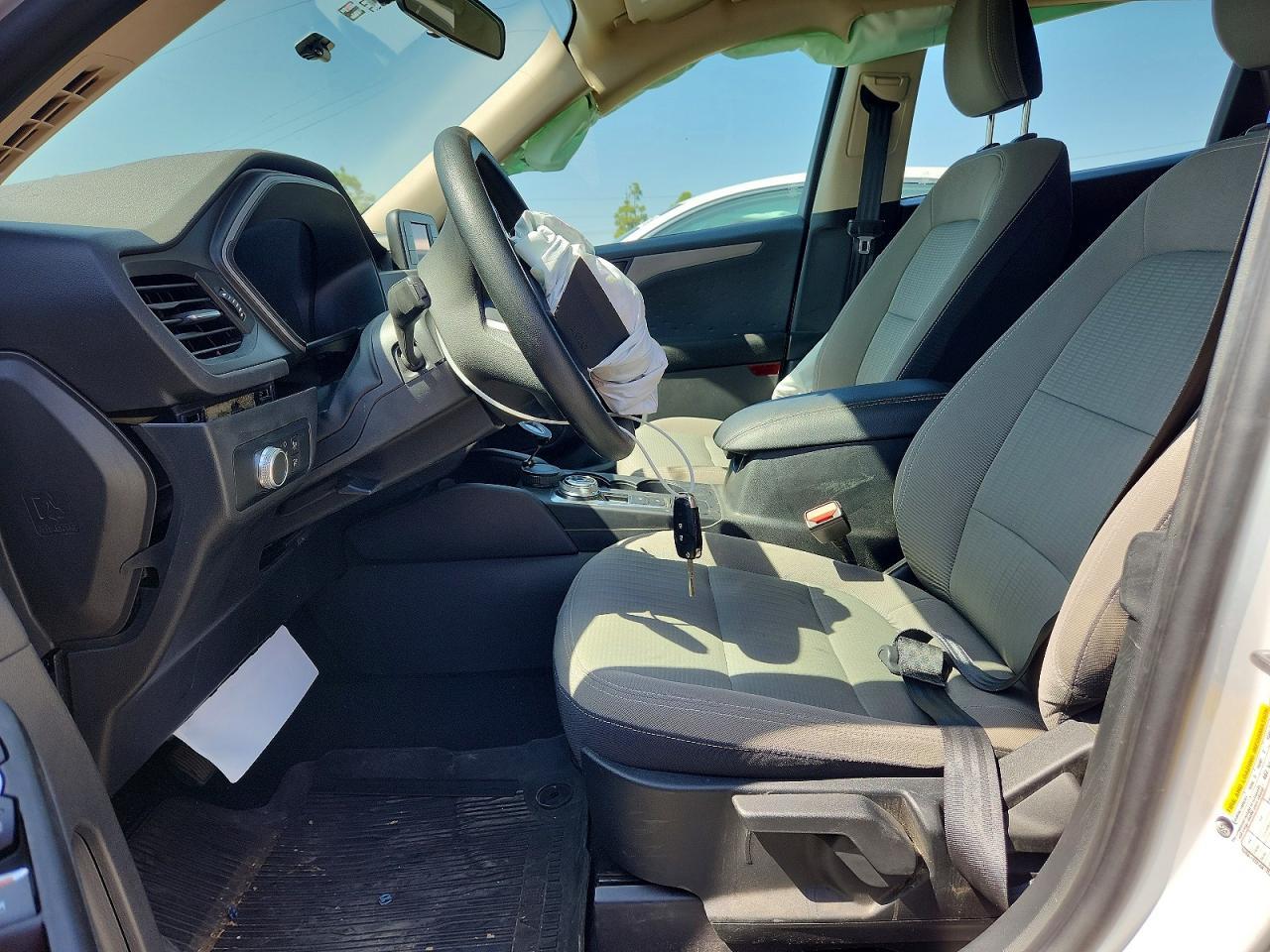 2020 Ford Escape S - Фото 7
