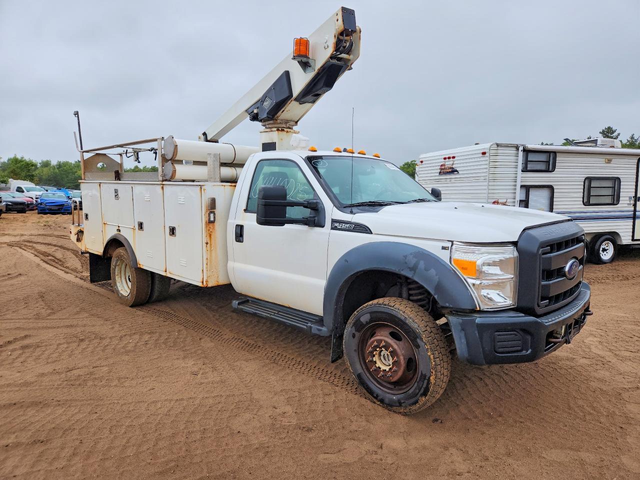 2013 Ford F450 Super Duty - Фото 4