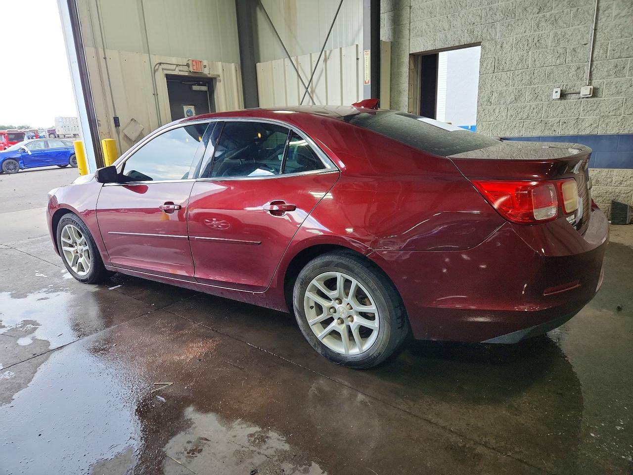 2015 Chevrolet Malibu 1Lt - Фото 2