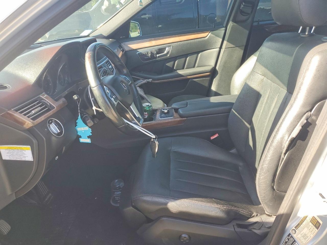 2013 Mercedes-Benz E 550 4Matic - Image 7