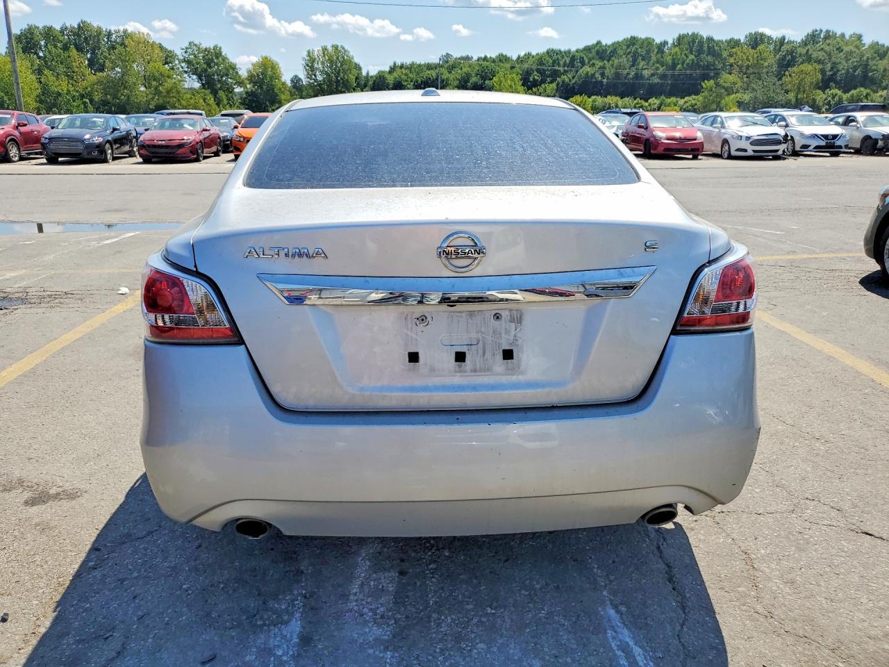 2015 Nissan Altima 2.5 S - Фото 6