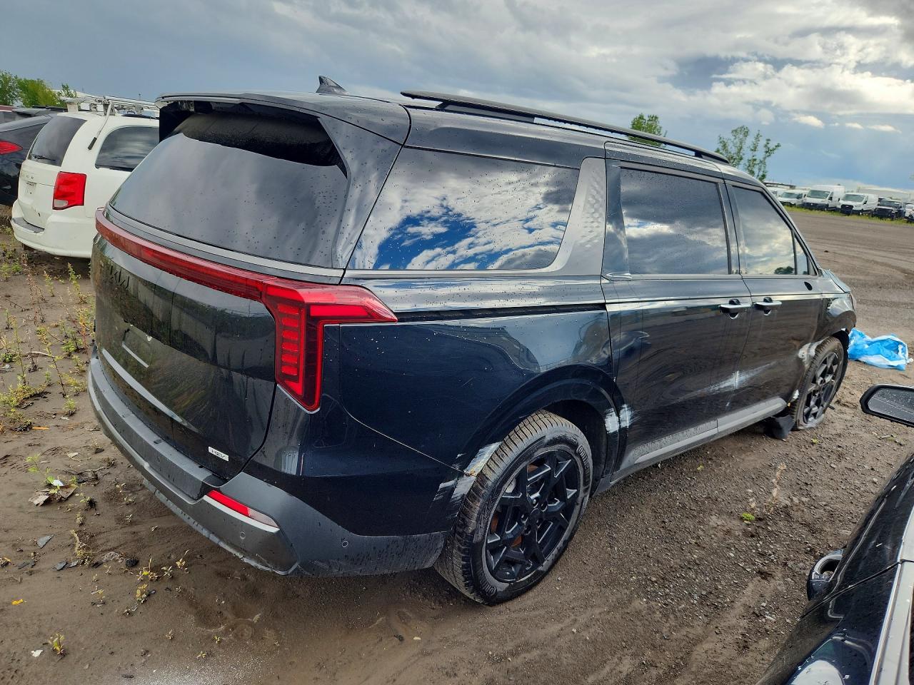 2026 Kia Carnival Hybrid Sx - Фото 3