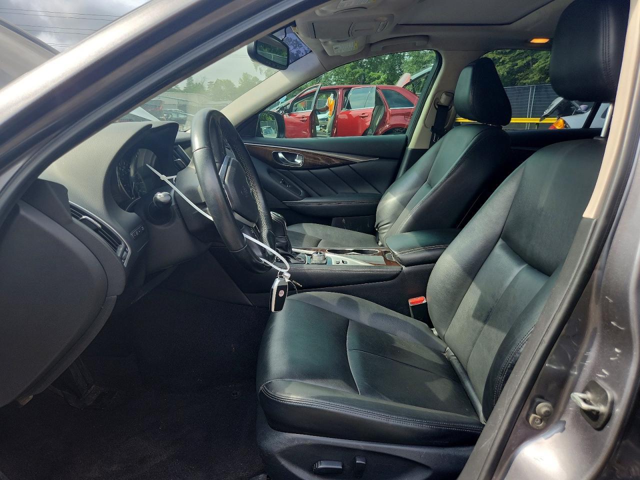 2018 Infiniti Q50 3.0T Luxe - Image 7