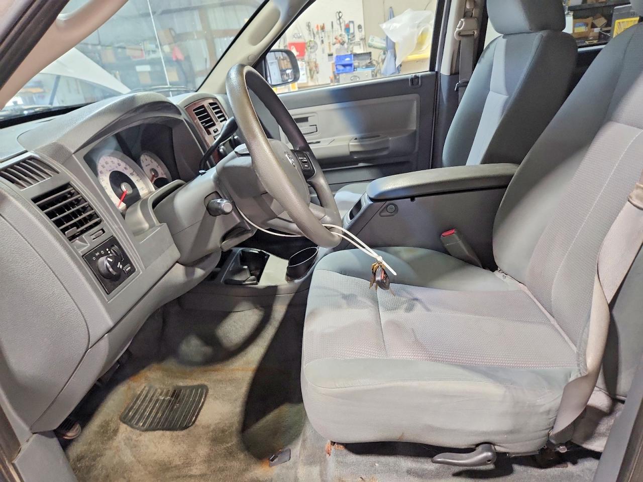 2005 Dodge Dakota Quad Slt - Image 7