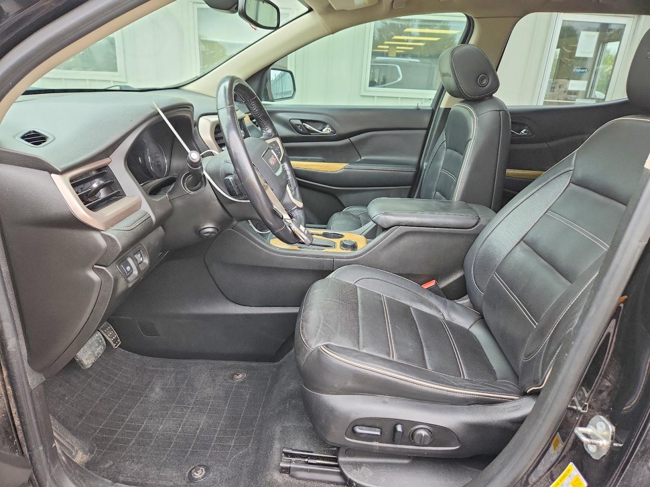 2018 GMC Acadia Denali - Image 7