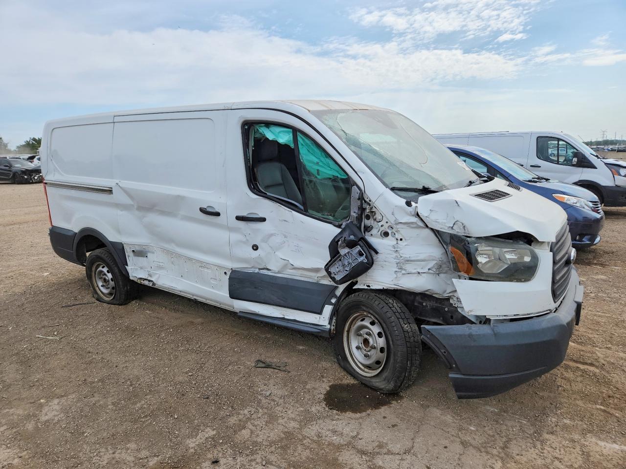 2016 Ford Transit T-250 - Фото 4