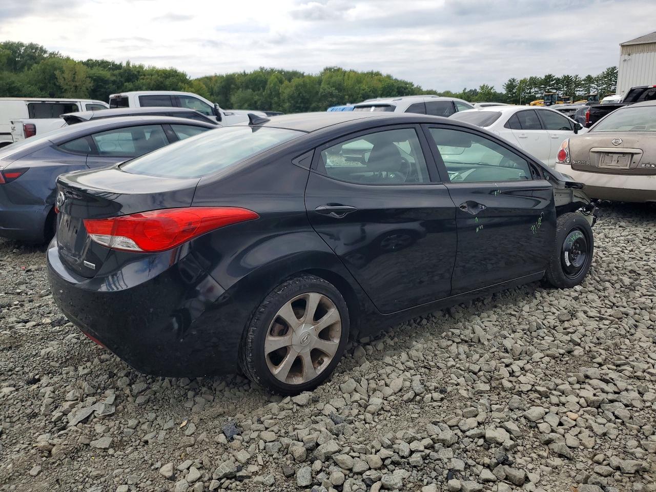2012 Hyundai Elantra Limited - Image 3