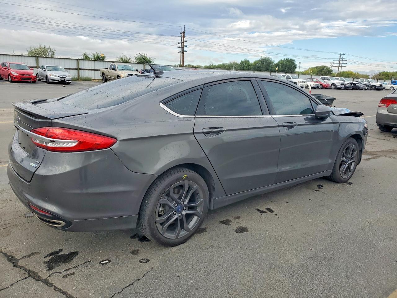 2018 Ford Fusion Se - Фото 3