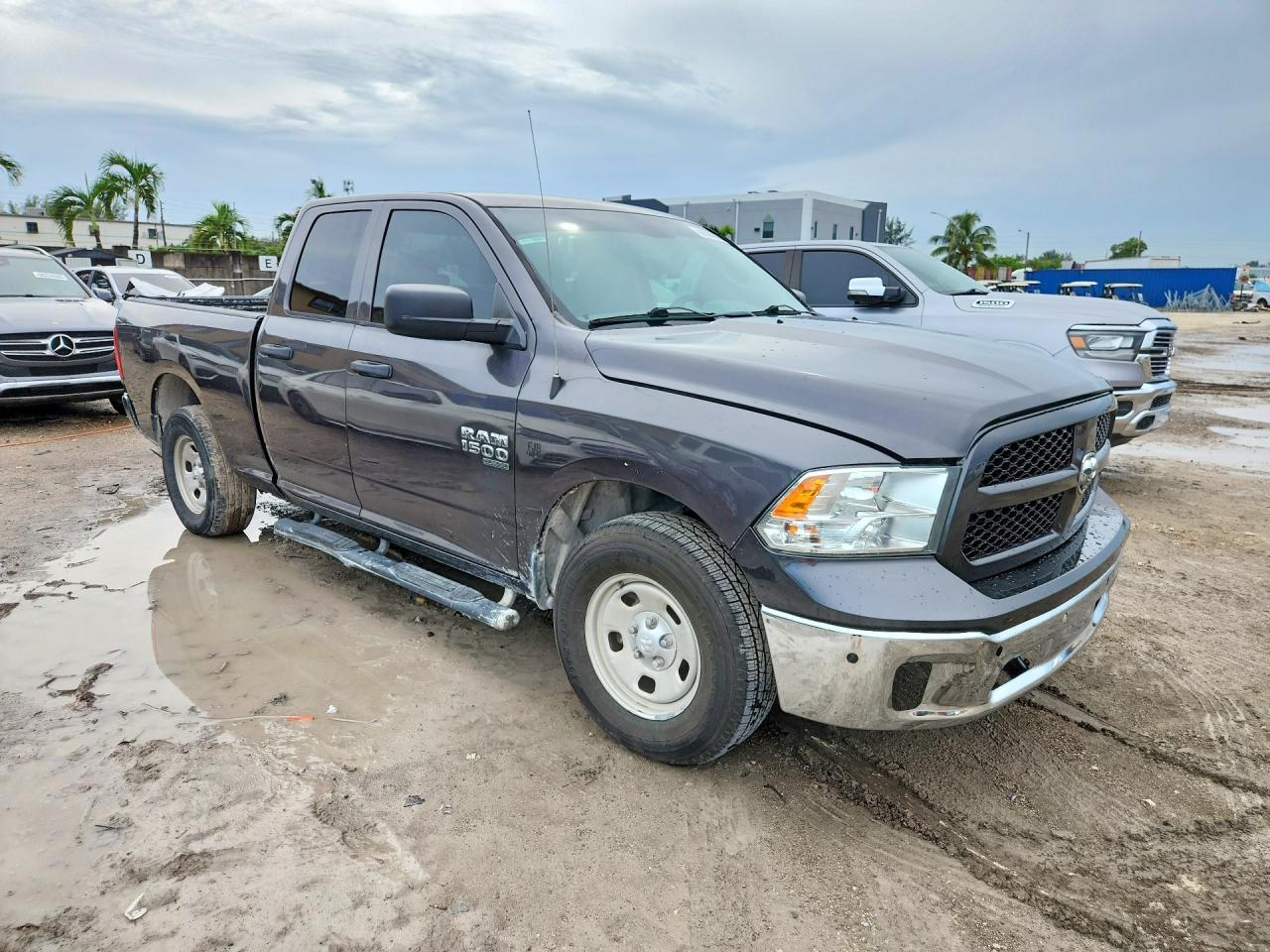 2019 Ram 1500 Classic Tradesman - Фото 4