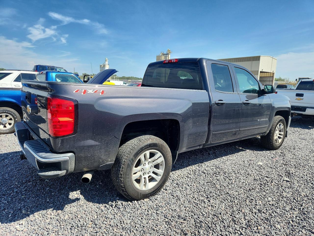 2016 Chevrolet Silverado K1500 Lt - Image 3