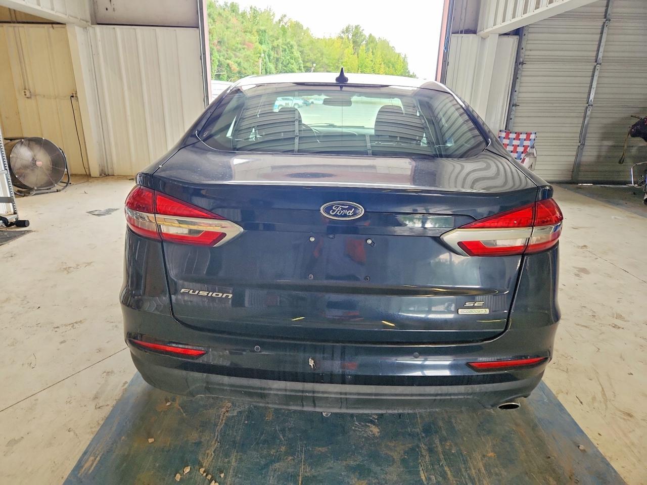 2020 Ford Fusion Se - Фото 6