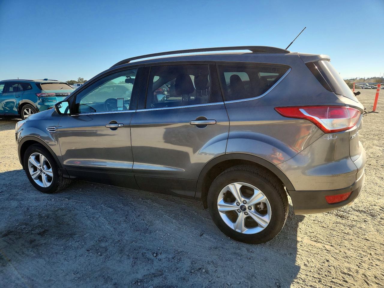 2014 Ford Escape Se - Image 2