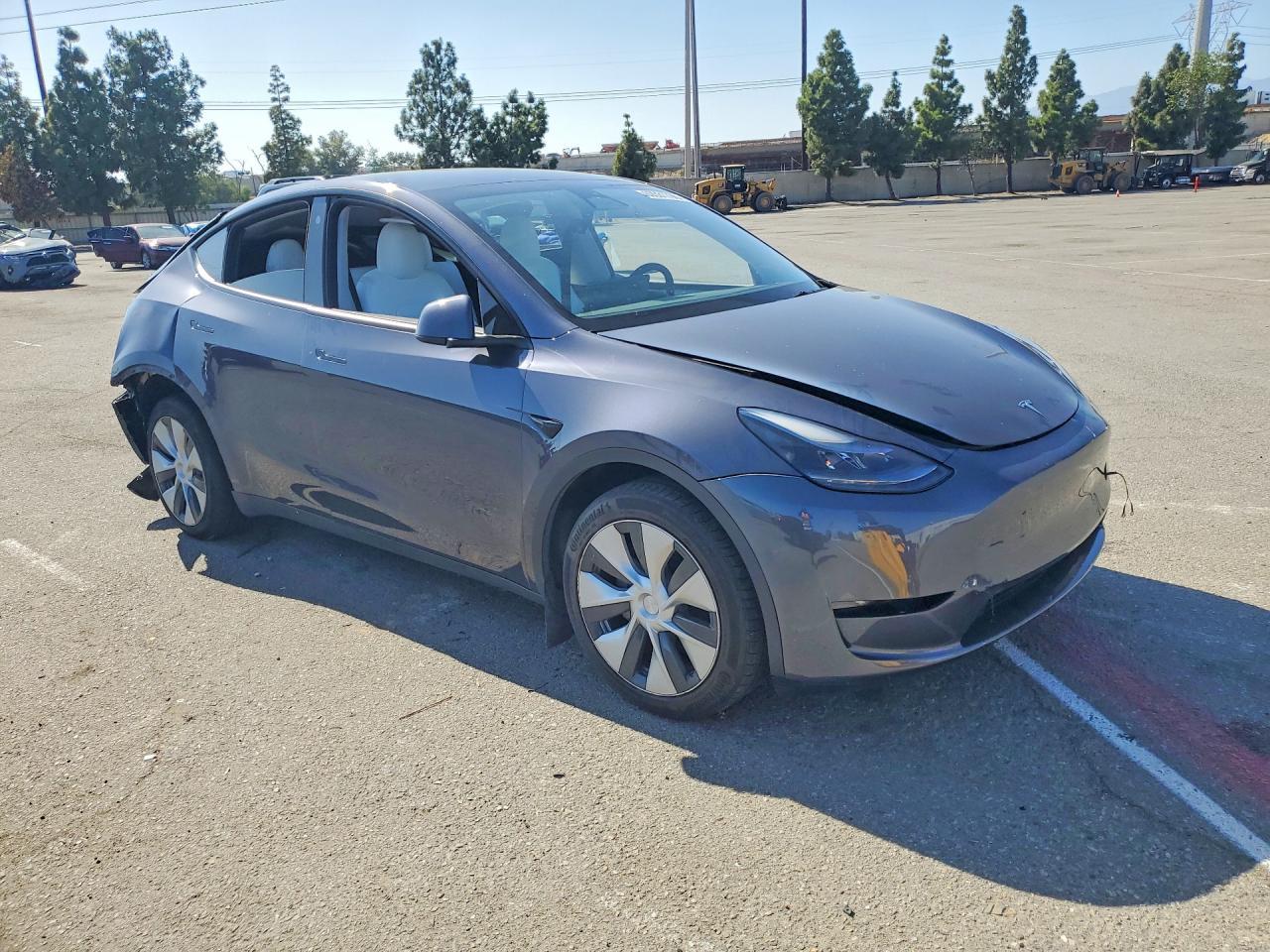 2023 Tesla Model Y - Фото 4