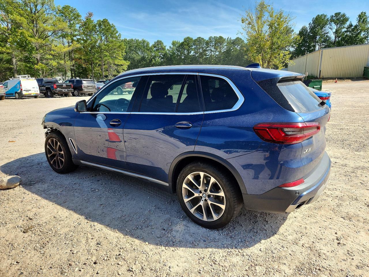 2019 BMW X5 xDrive40I - Image 2