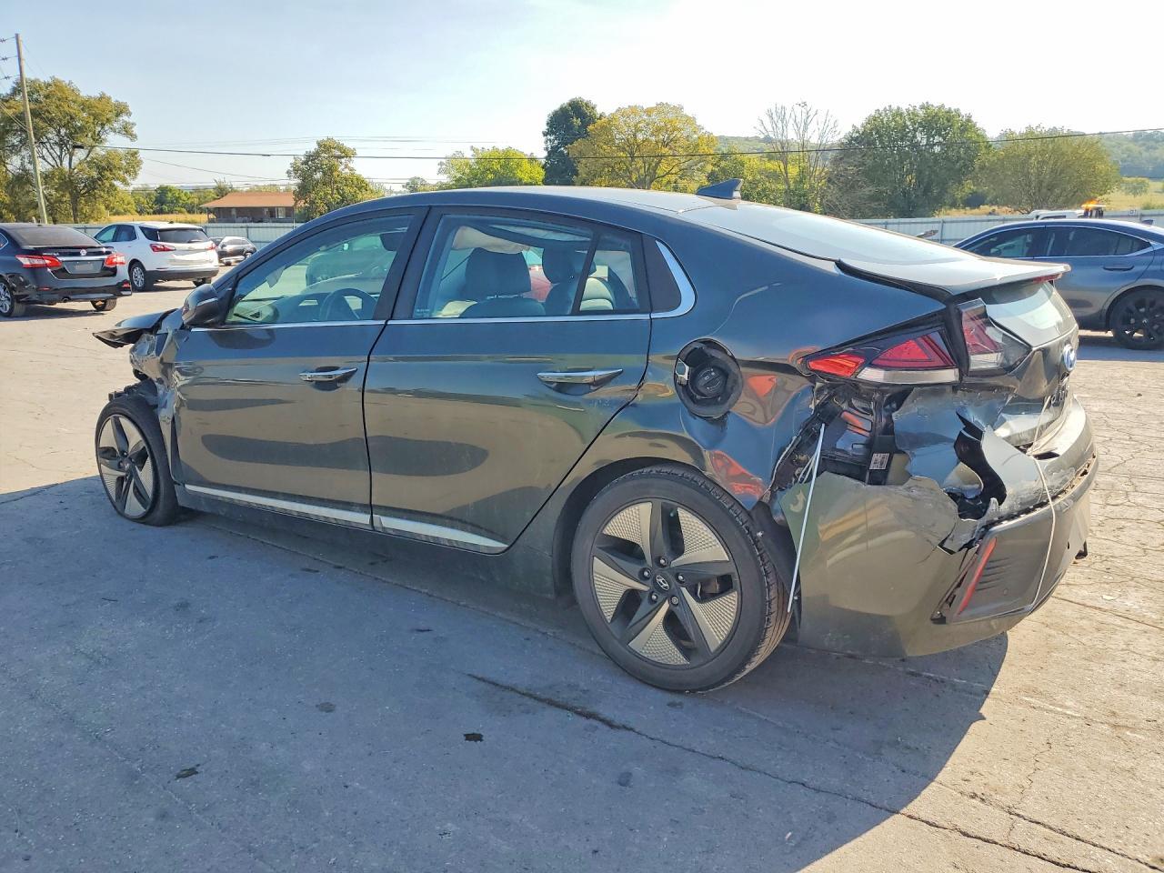2021 Hyundai Ioniq Limited - Фото 2