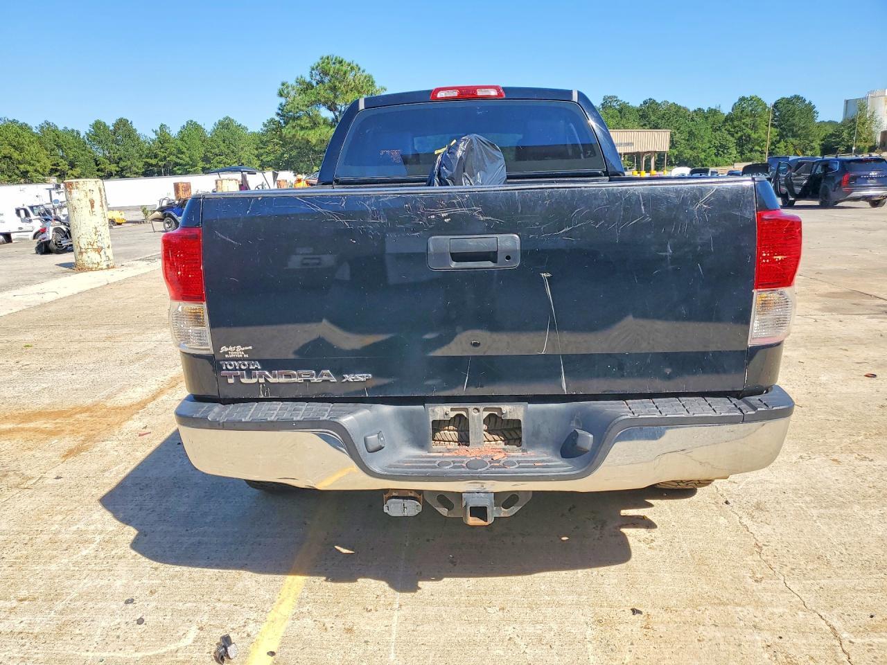 2010 Toyota Tundra Double Cab Sr5 - Image 6