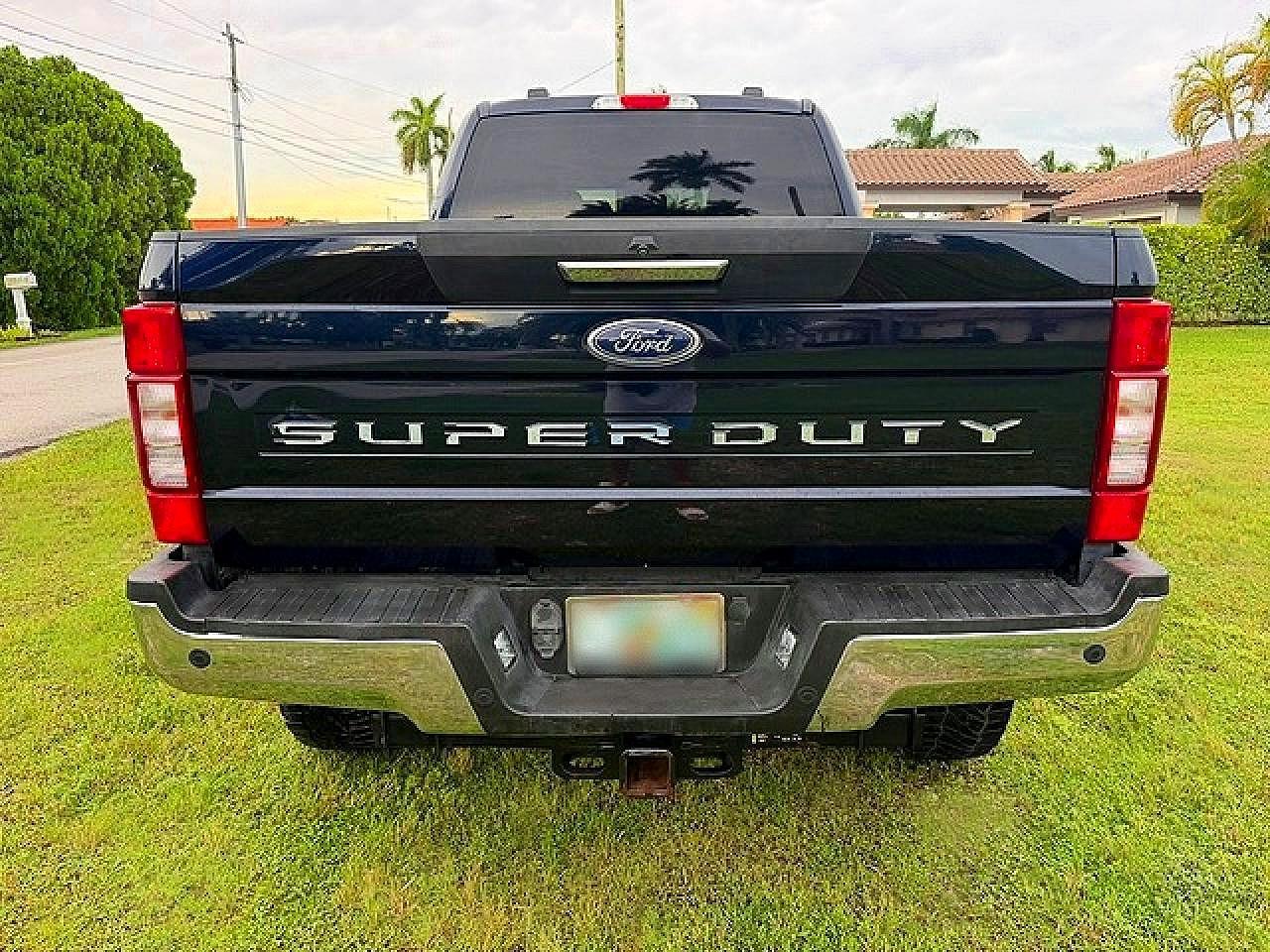 2021 Ford F250 Super Duty - Фото 6