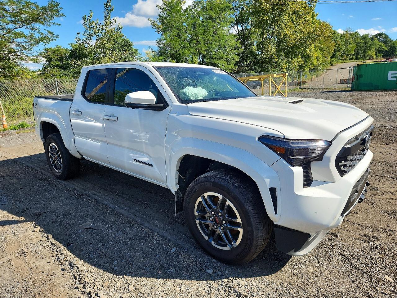 2024 Toyota Tacoma Trd Sport - Image 4