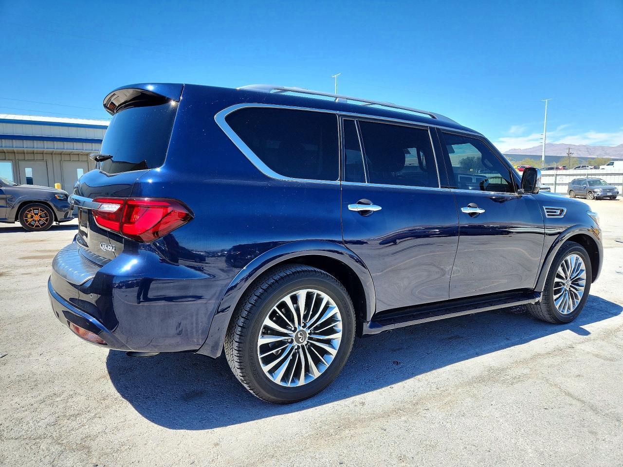 2019 Infiniti Qx80 Luxe - Фото 3