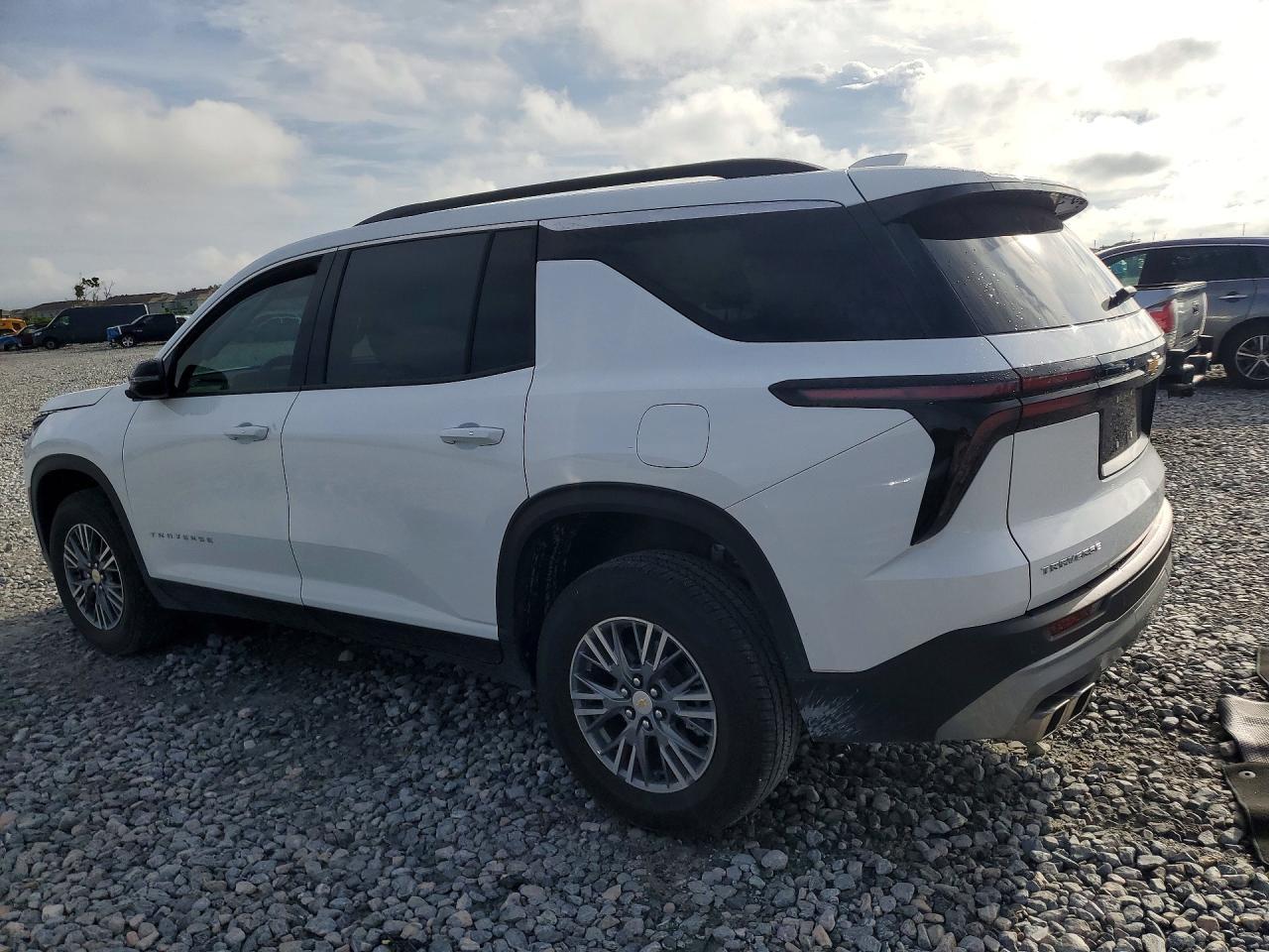 2025 Chevrolet Traverse Lt - Фото 2