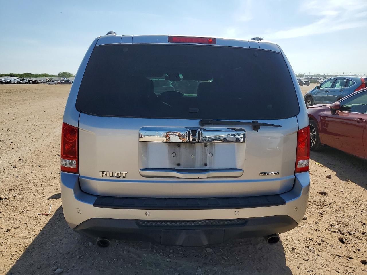 2014 Honda Pilot Touring - Image 6