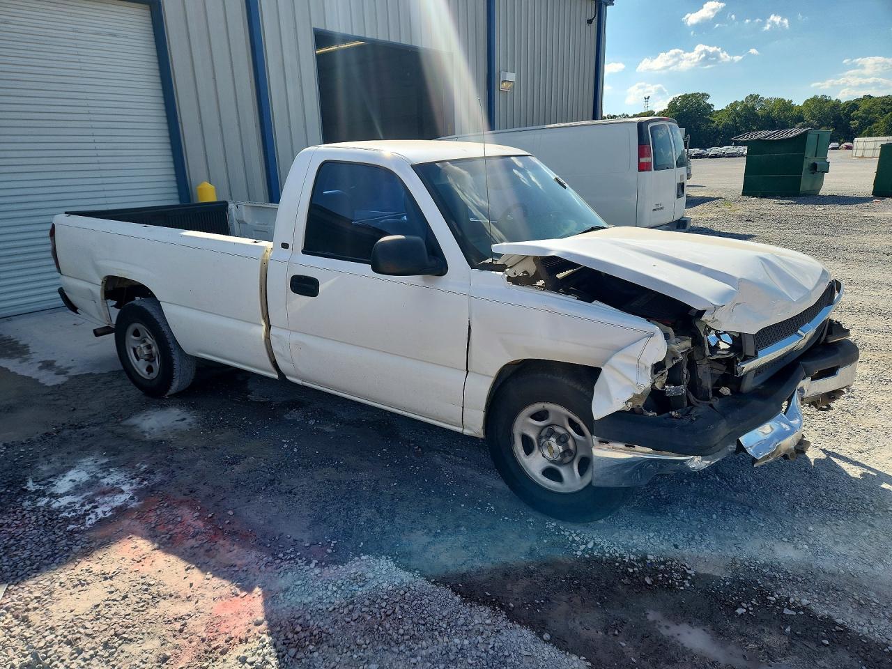 2003 Chevrolet Silverado C1500 - Image 4