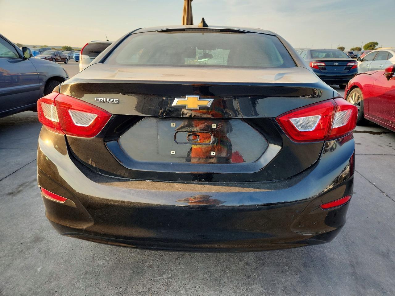 2019 Chevrolet Cruze Ls - Фото 6
