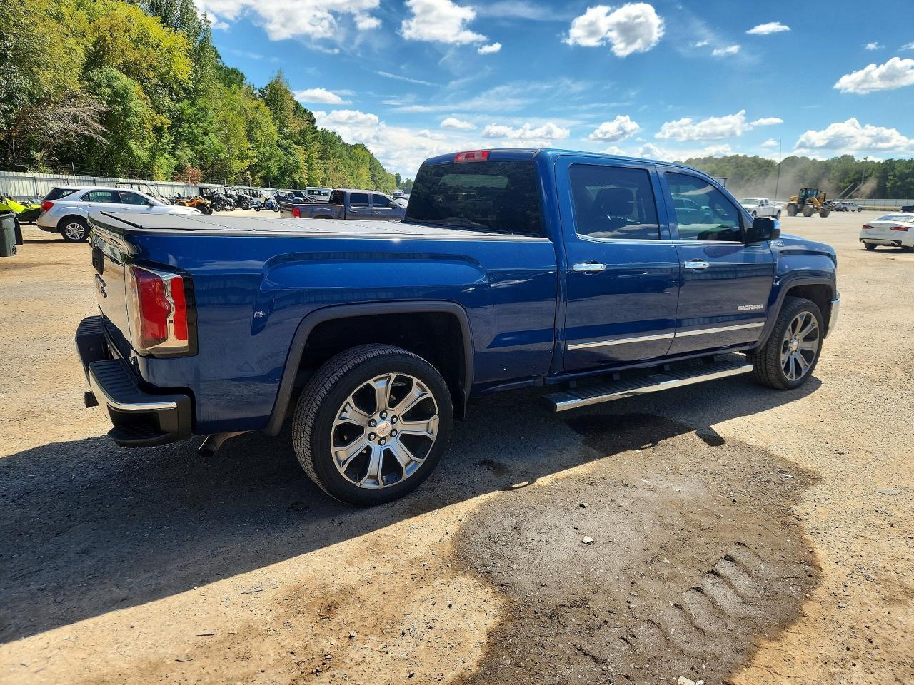 2017 GMC Sierra K1500 Slt - Image 3