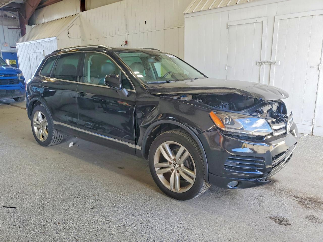 2013 Volkswagen Touareg V6 - Image 5
