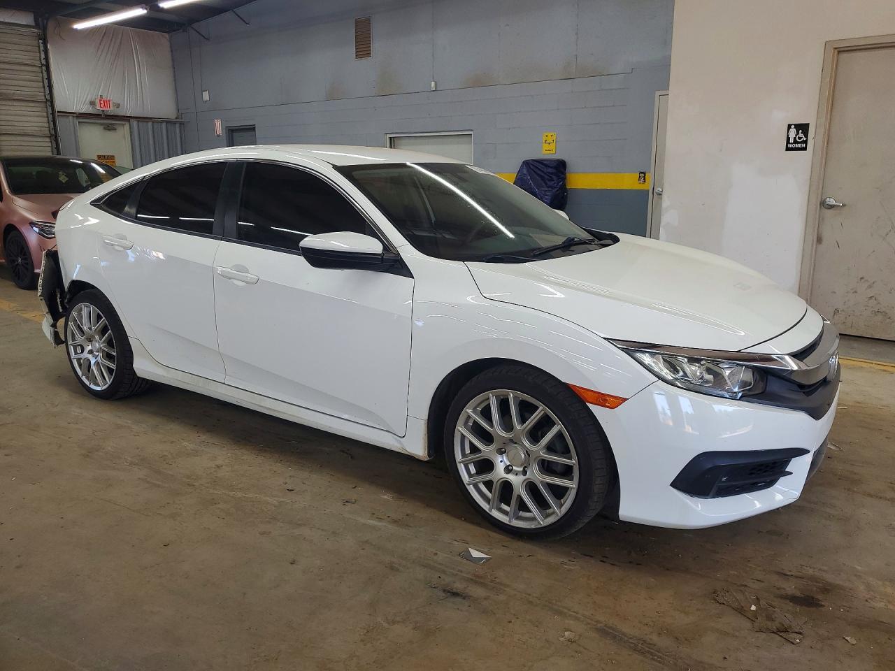 2017 Honda Civic Lx - Фото 4