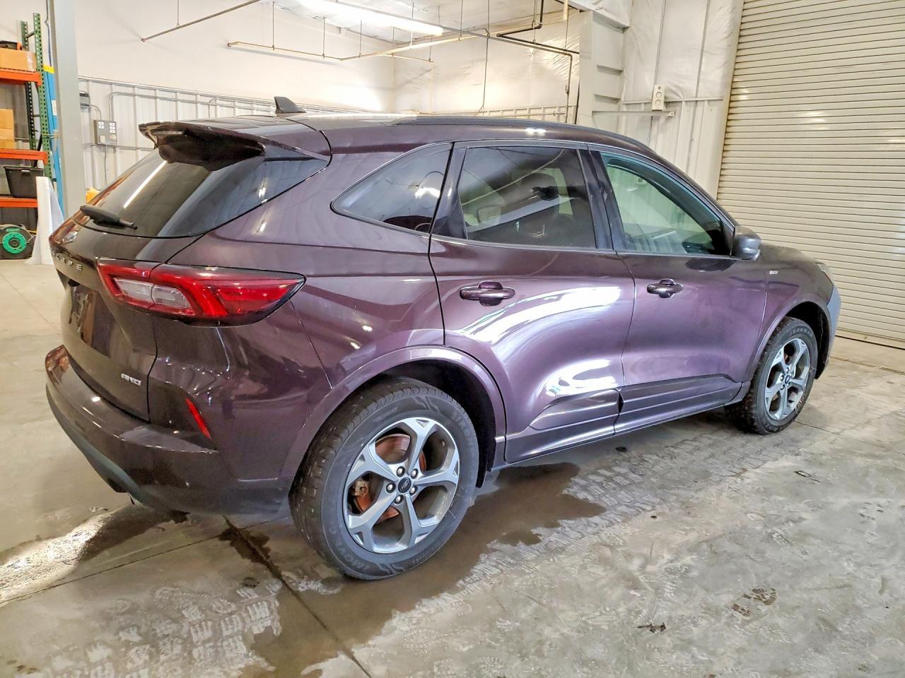 2023 Ford Escape St Line - Image 3