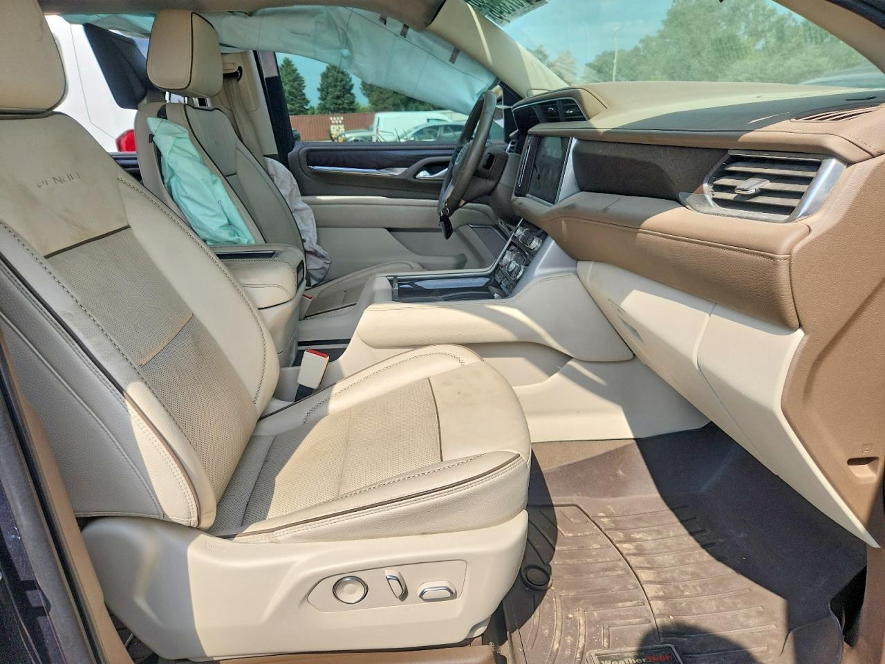 2021 GMC Yukon Denali - Image 7