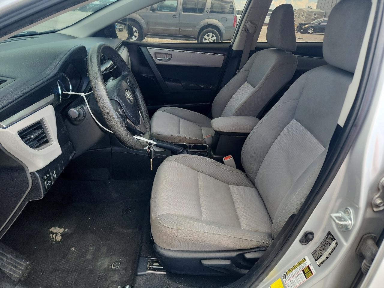 2014 Toyota Corolla Le - Image 7