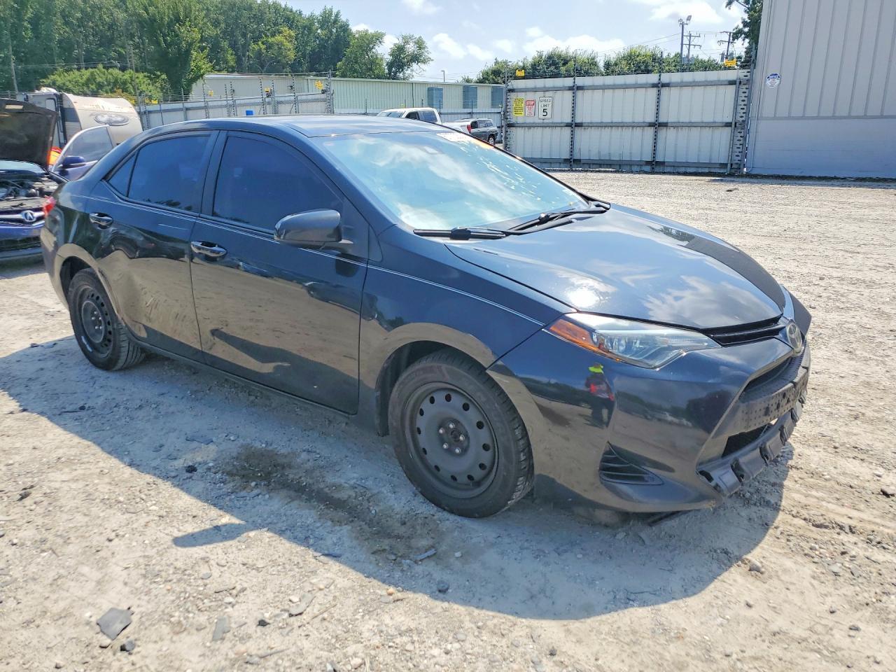 2018 Toyota Corolla Le - Фото 4