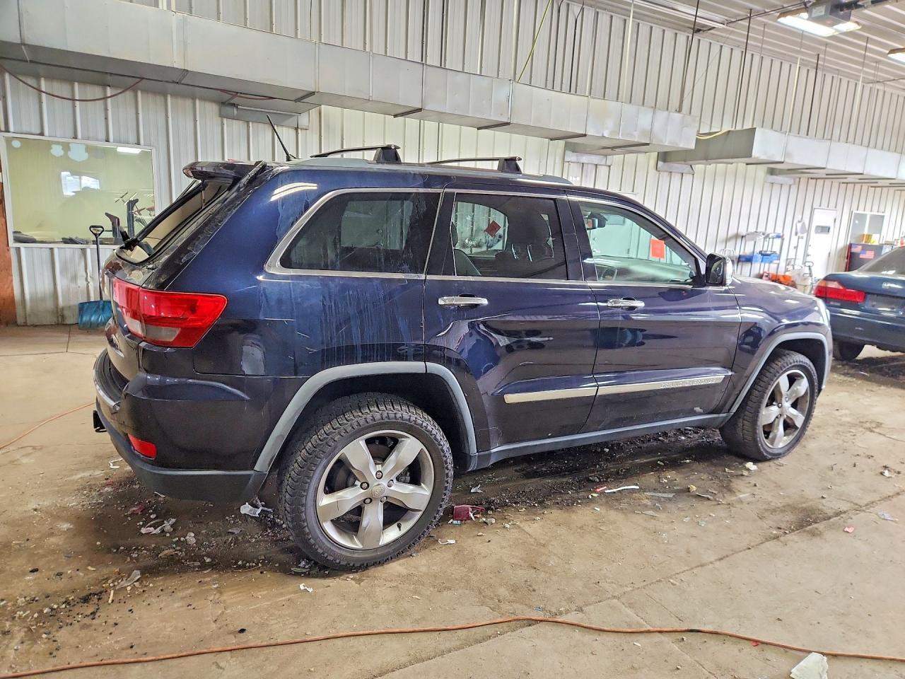 2011 Jeep Grand Cherokee Overland - Фото 3