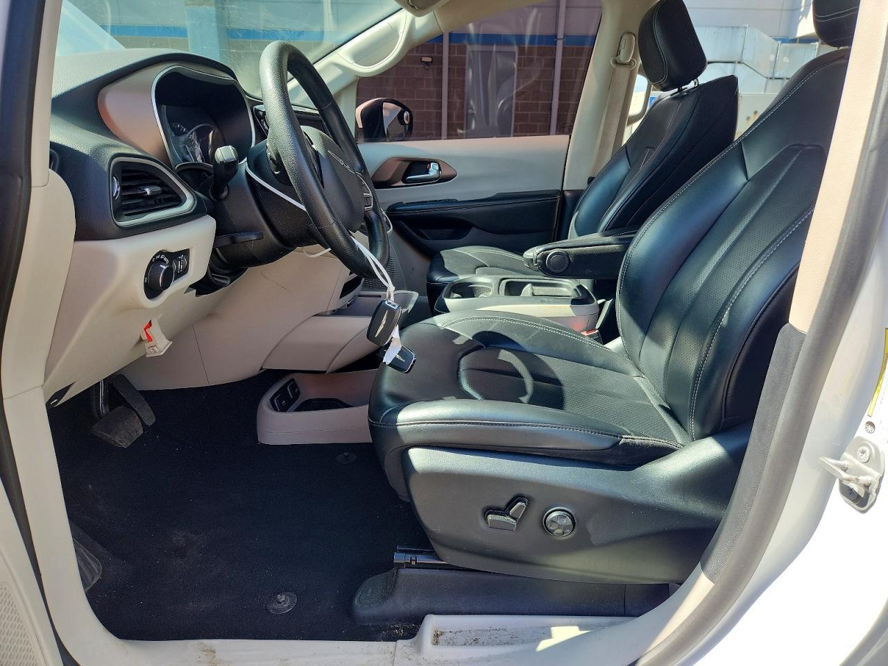 2021 Chrysler Voyager Lxi - Image 7