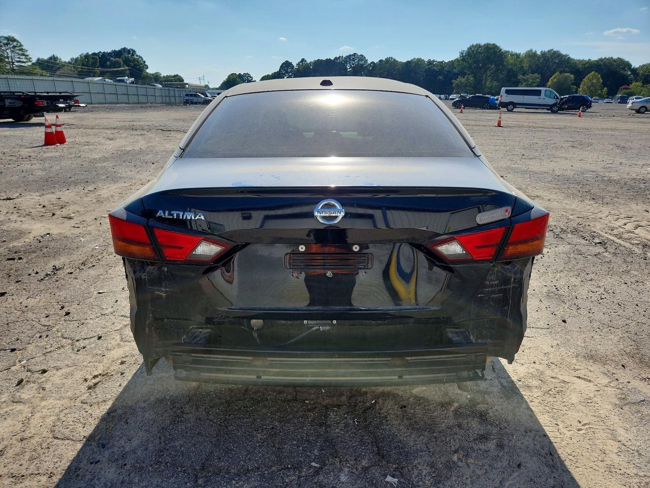 2020 Nissan Altima S - Фото 6