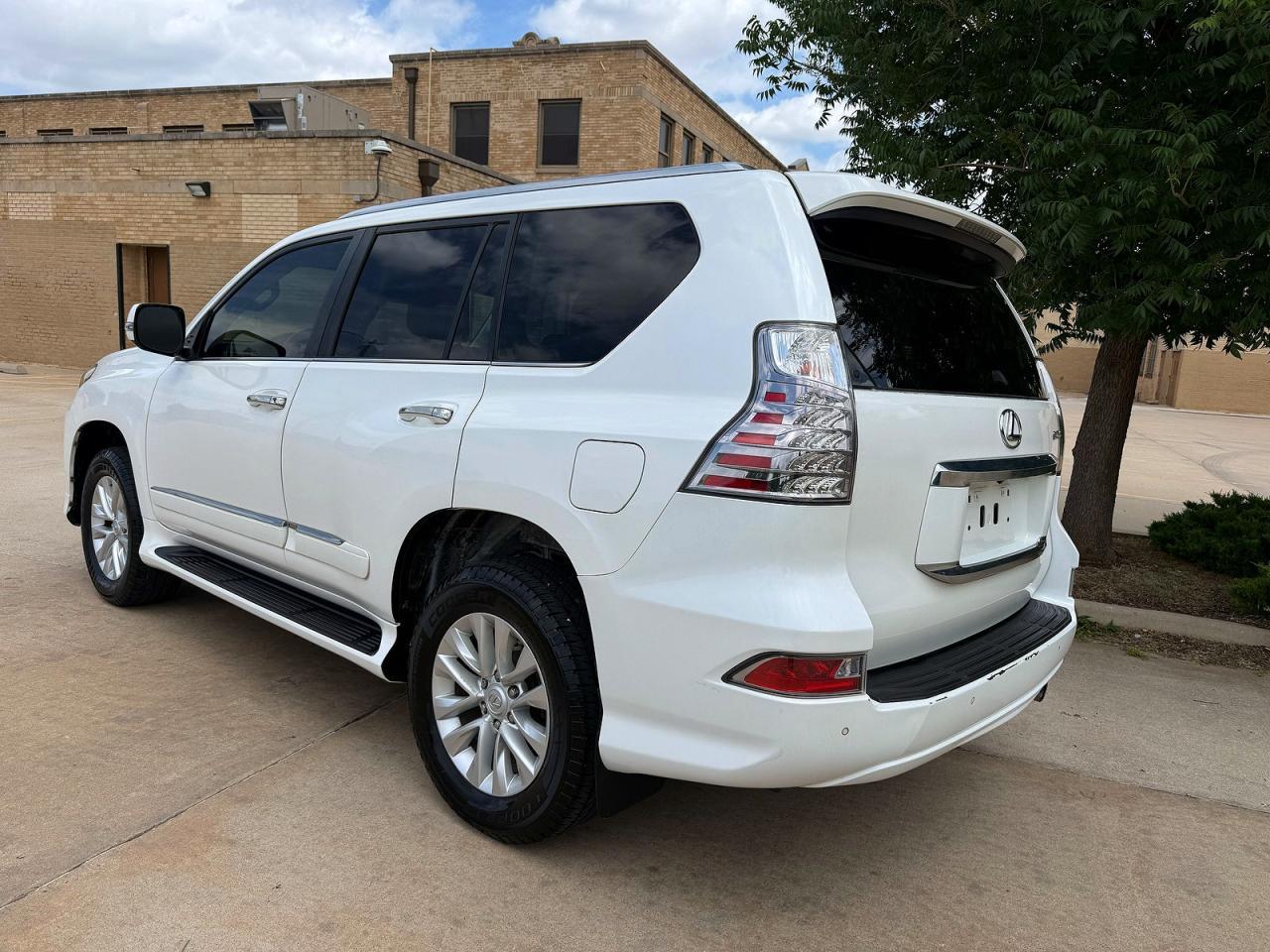 2016 Lexus Gx 460 - Фото 3