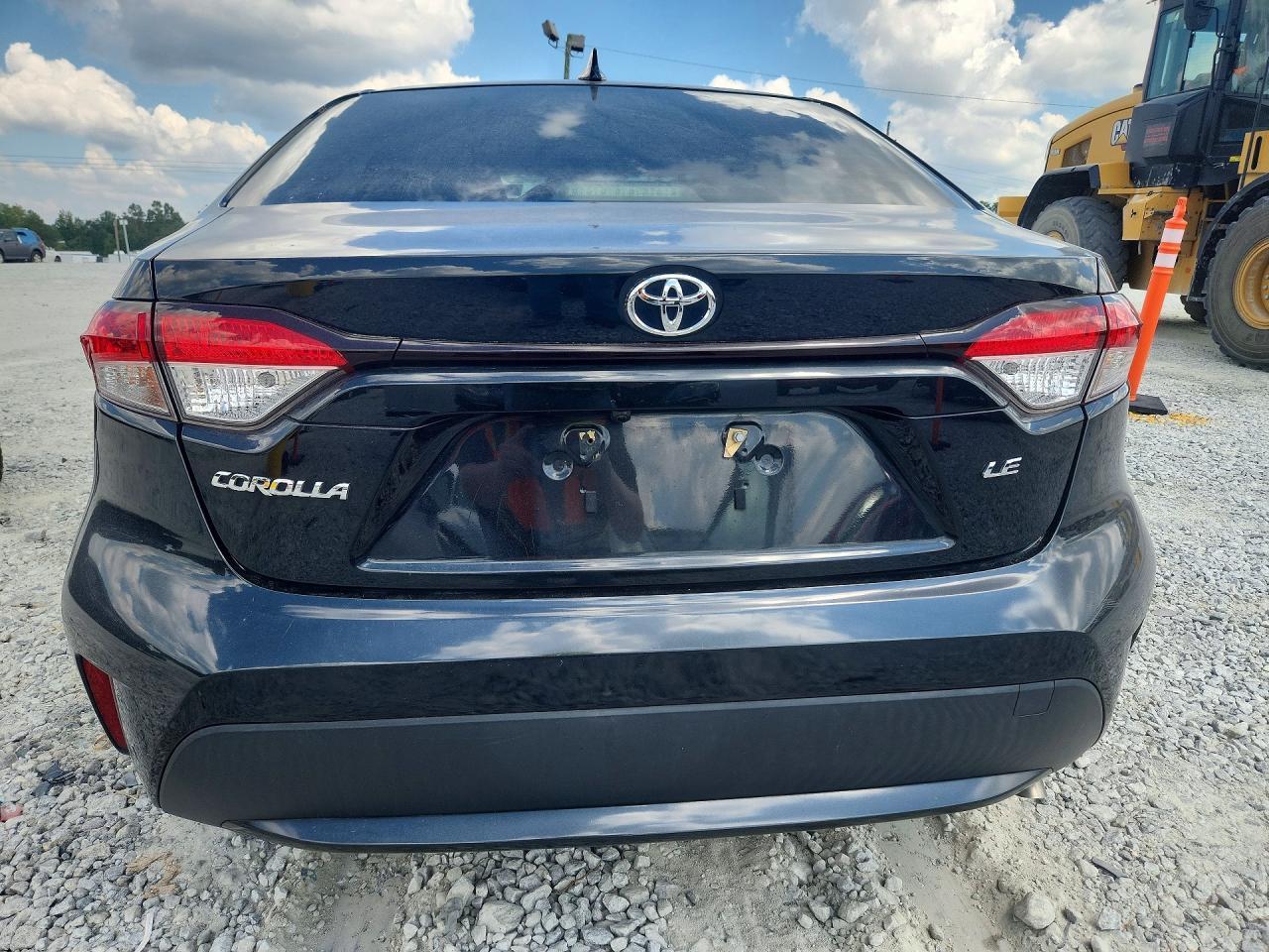 2021 Toyota Corolla Le - Image 6